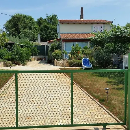 Holiday home House Vugrinec With Garden And Parking Sisan